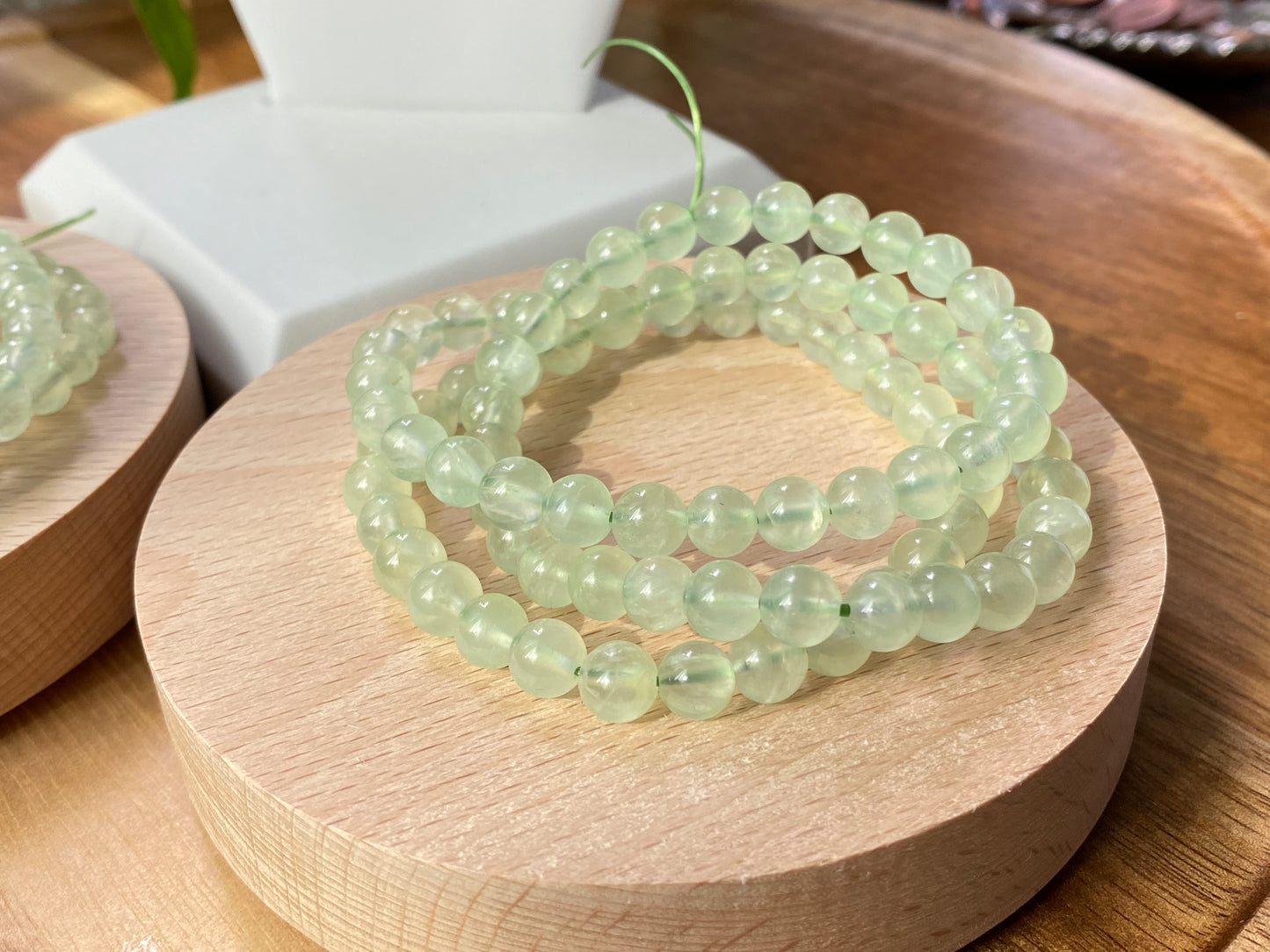 Top grade clear grape crystal Prehnite 7mm 9mm+ 10mm+ bead bracelet smooth round