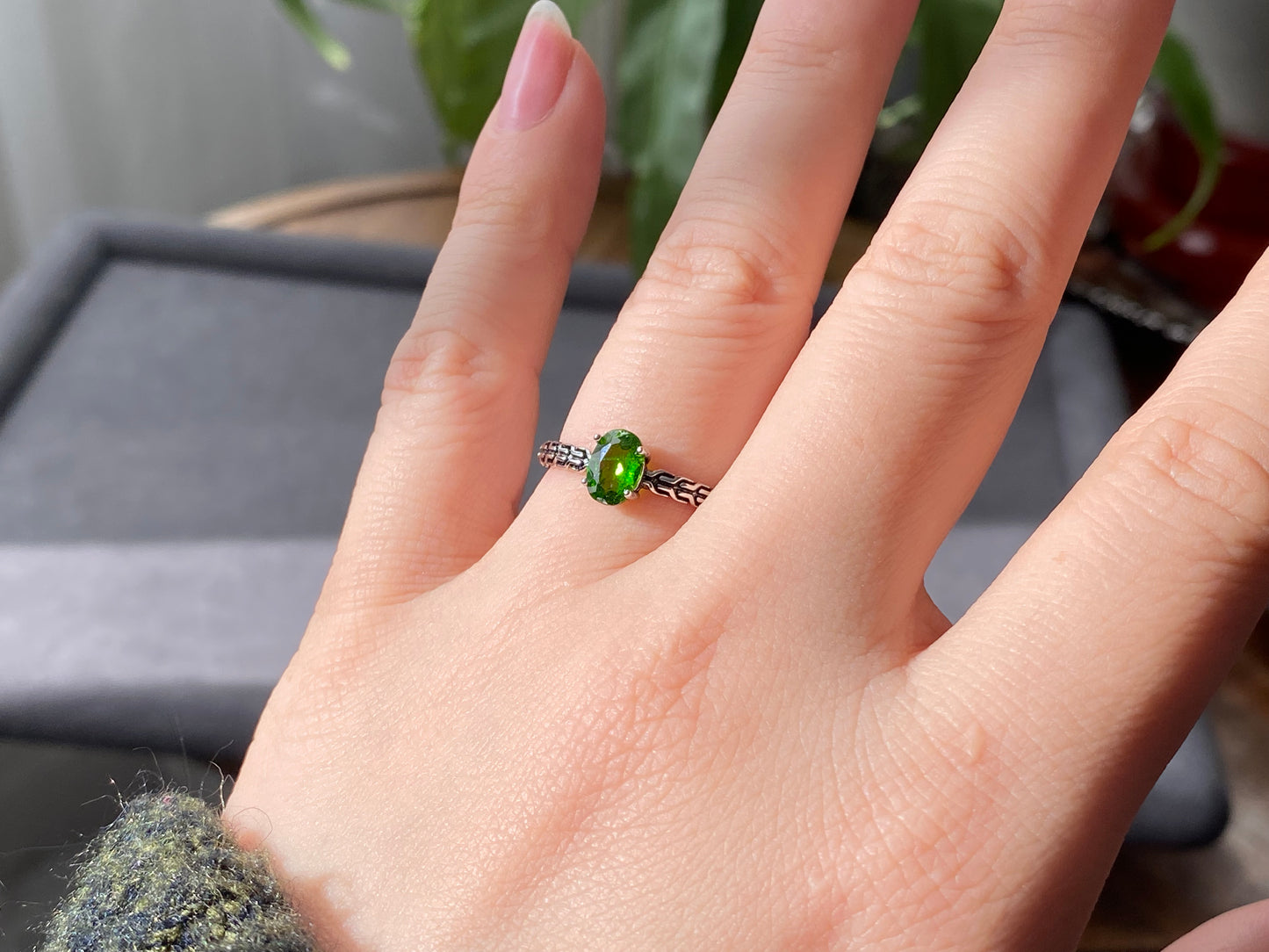 Natural Deep Green Diopside Oval Shape Prong setting Gemstone Ring,Adjustable Ring，gift for her