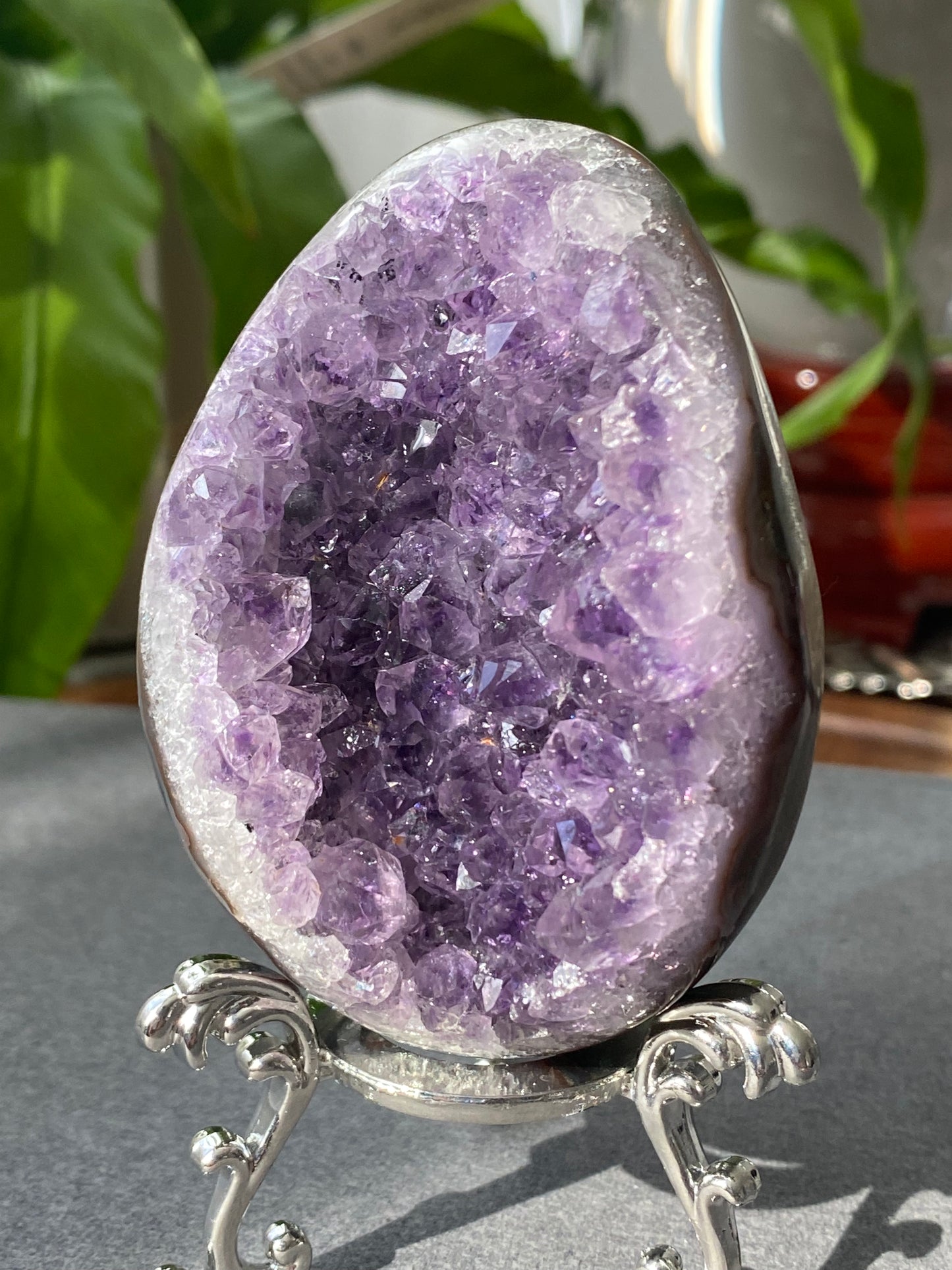 Natural Amethyst Dragons Egg with Stand- From Brazil，healing and cleansing powers & enhances spiritual awareness 130-215Gni