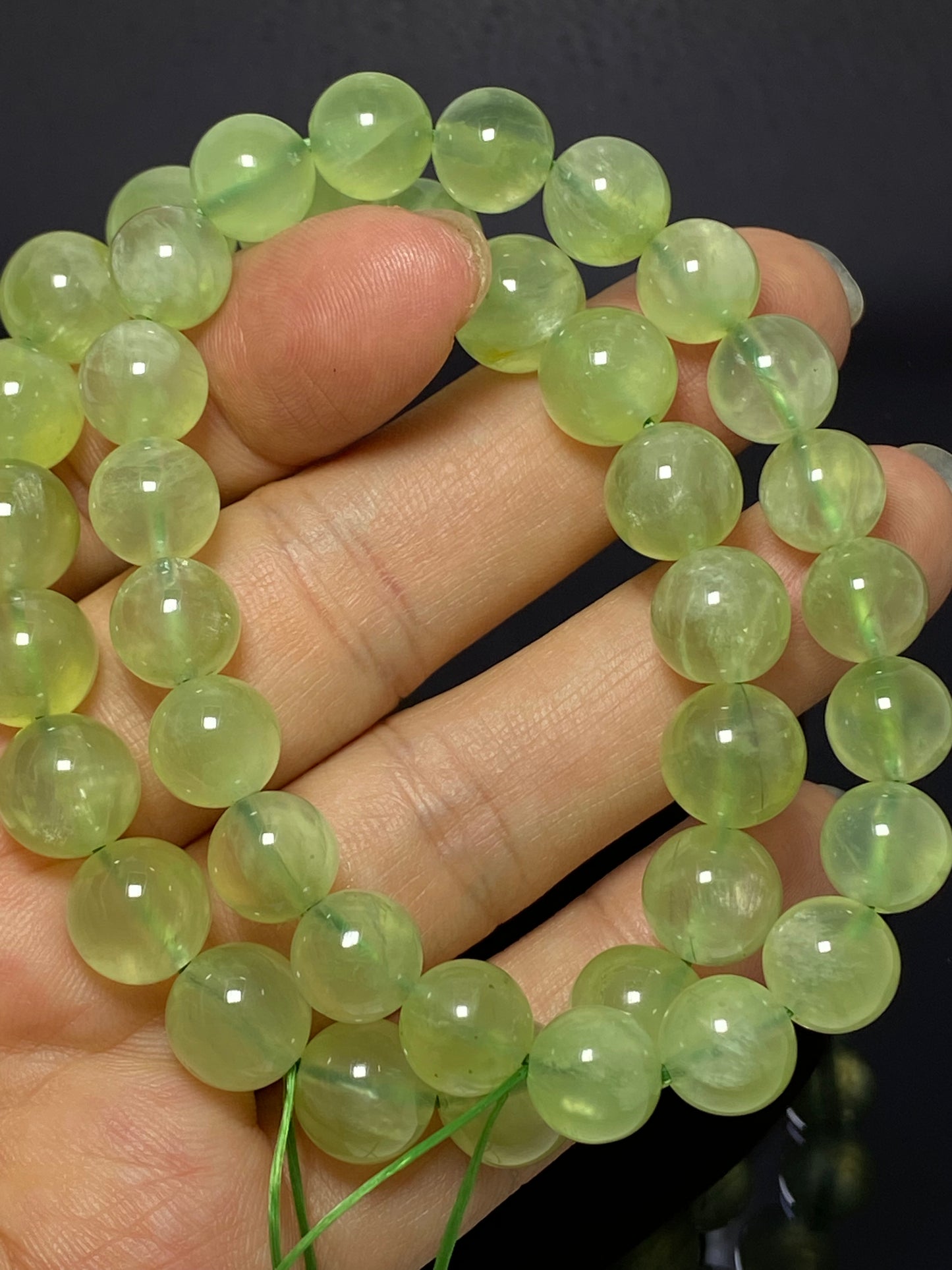 Top grade clear grape crystal Prehnite 7mm 9mm+ 10mm+ bead bracelet smooth round