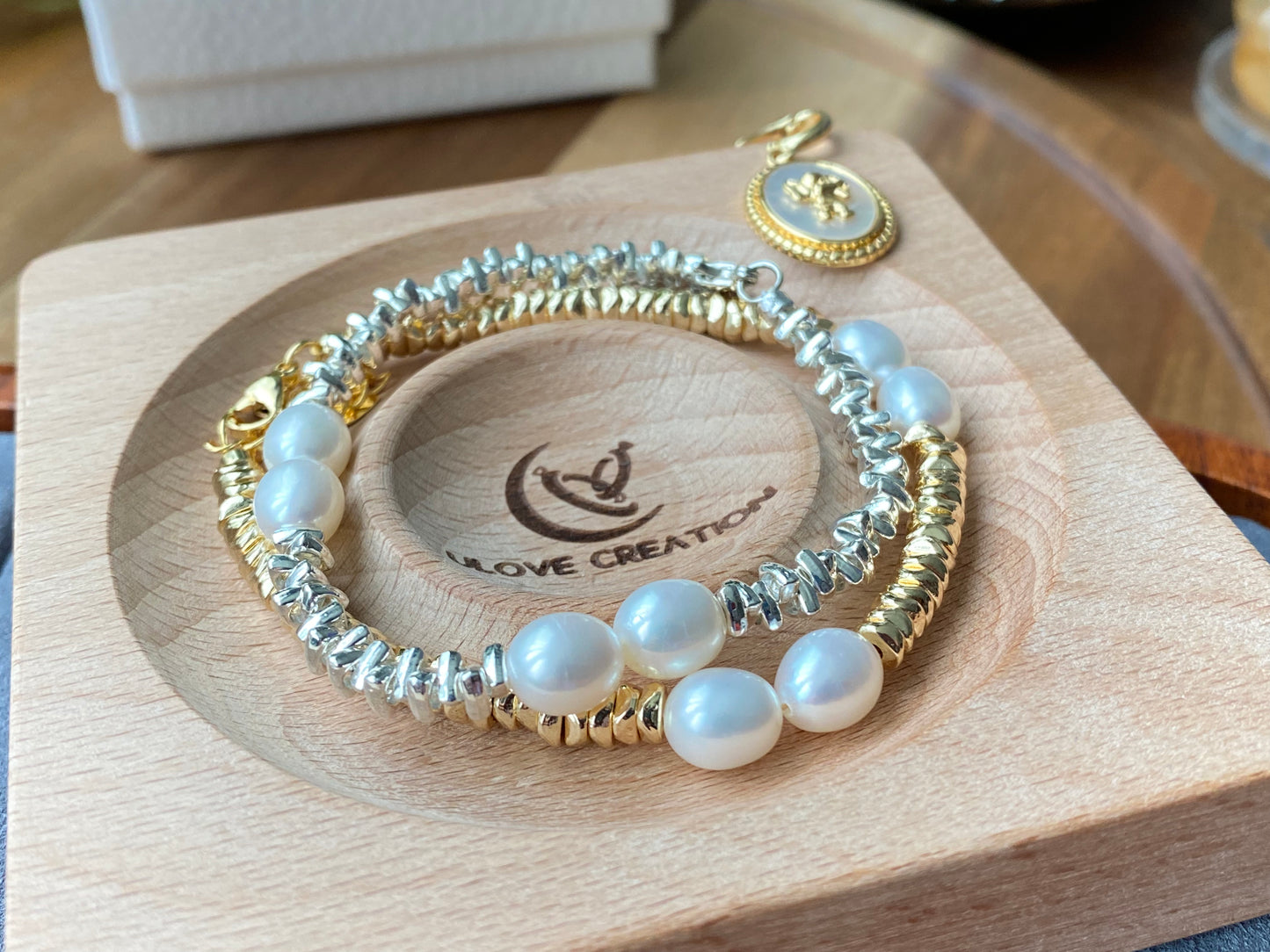 Cool Girl Natural freshwater pearls multiple wear handmade Bracelet,Dainty Bracelet，Bridesmaid Bracelet Gift，gift for her,gift for him