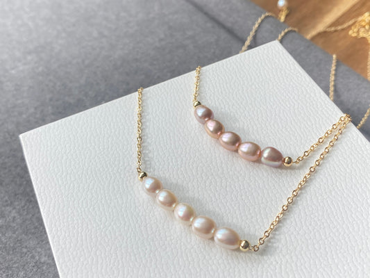 Dainty Pearl Necklace,Pearl Bead Necklace,oval-shaped Freshwater Pearls smile line  Necklace,Bridesmaids Gifts ,gift for her