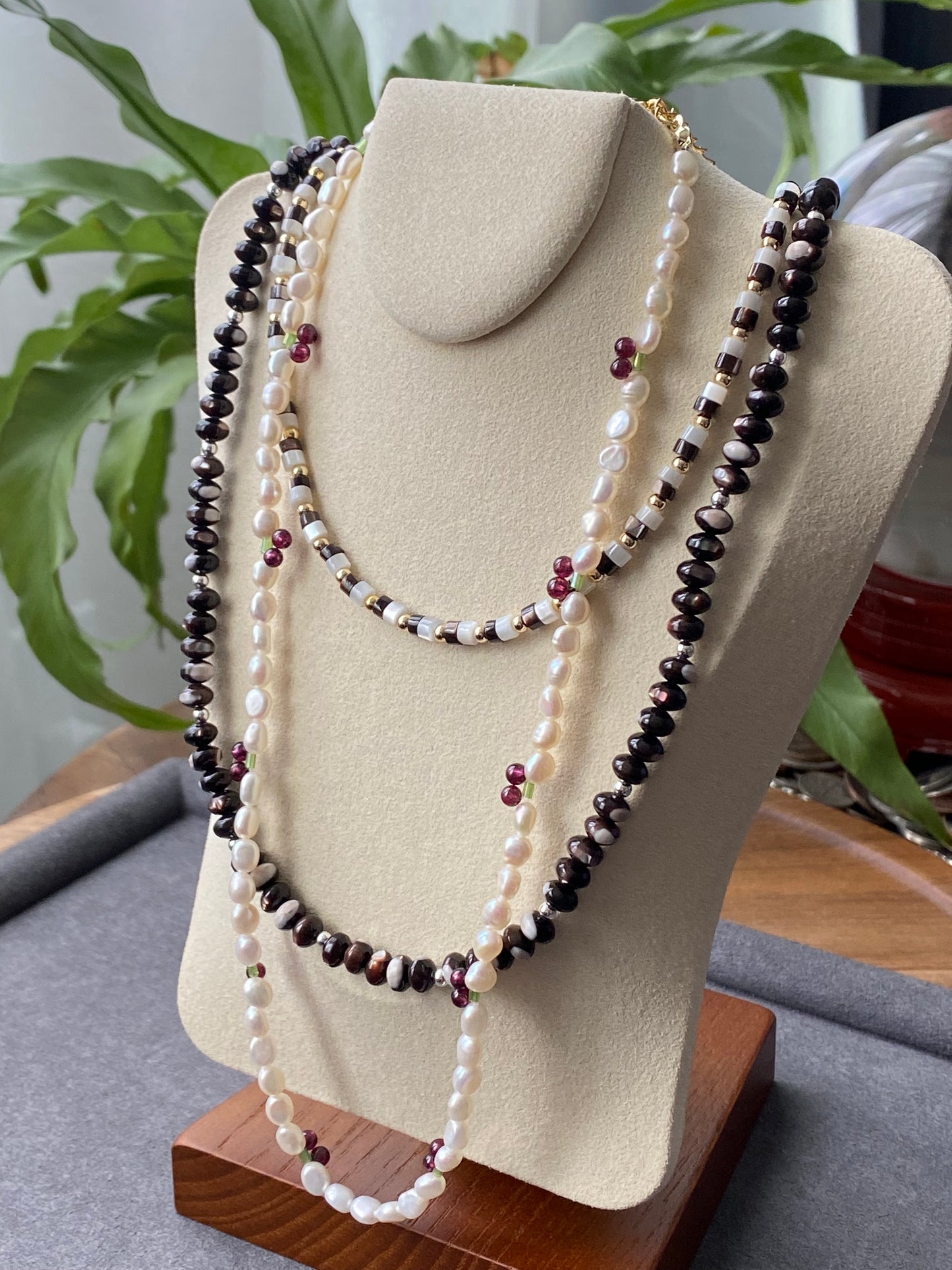 Mother of pearls color block black and white multiple use Necklace,handmade necklace