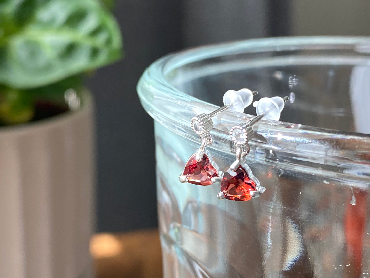 you are the love one heart shape garnet dangle drop earring