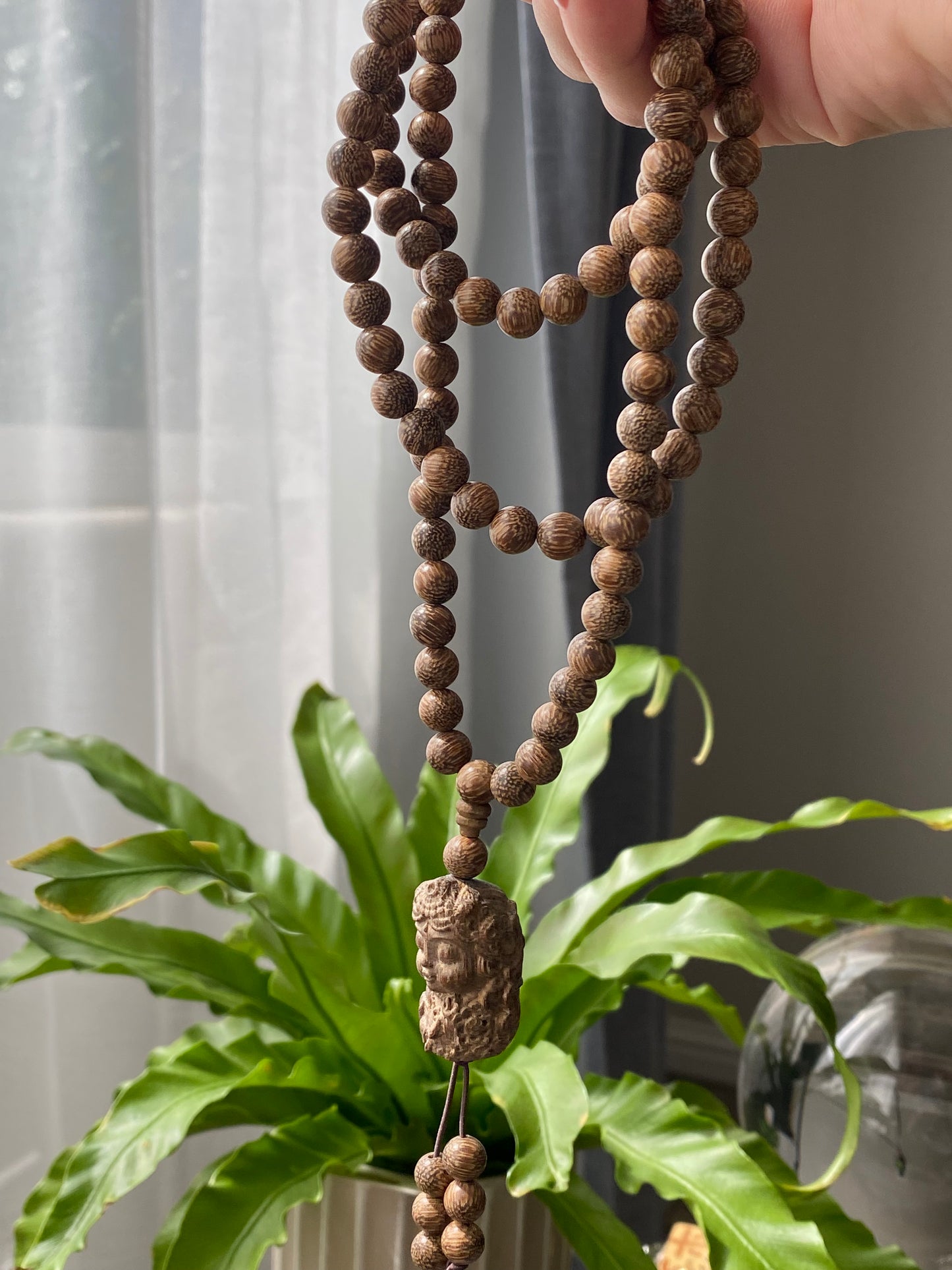 8mm Natural Indonesia Agarwood Fragrance 108 Beads, Meditation MALA lotus Tara hand carved bead necklace